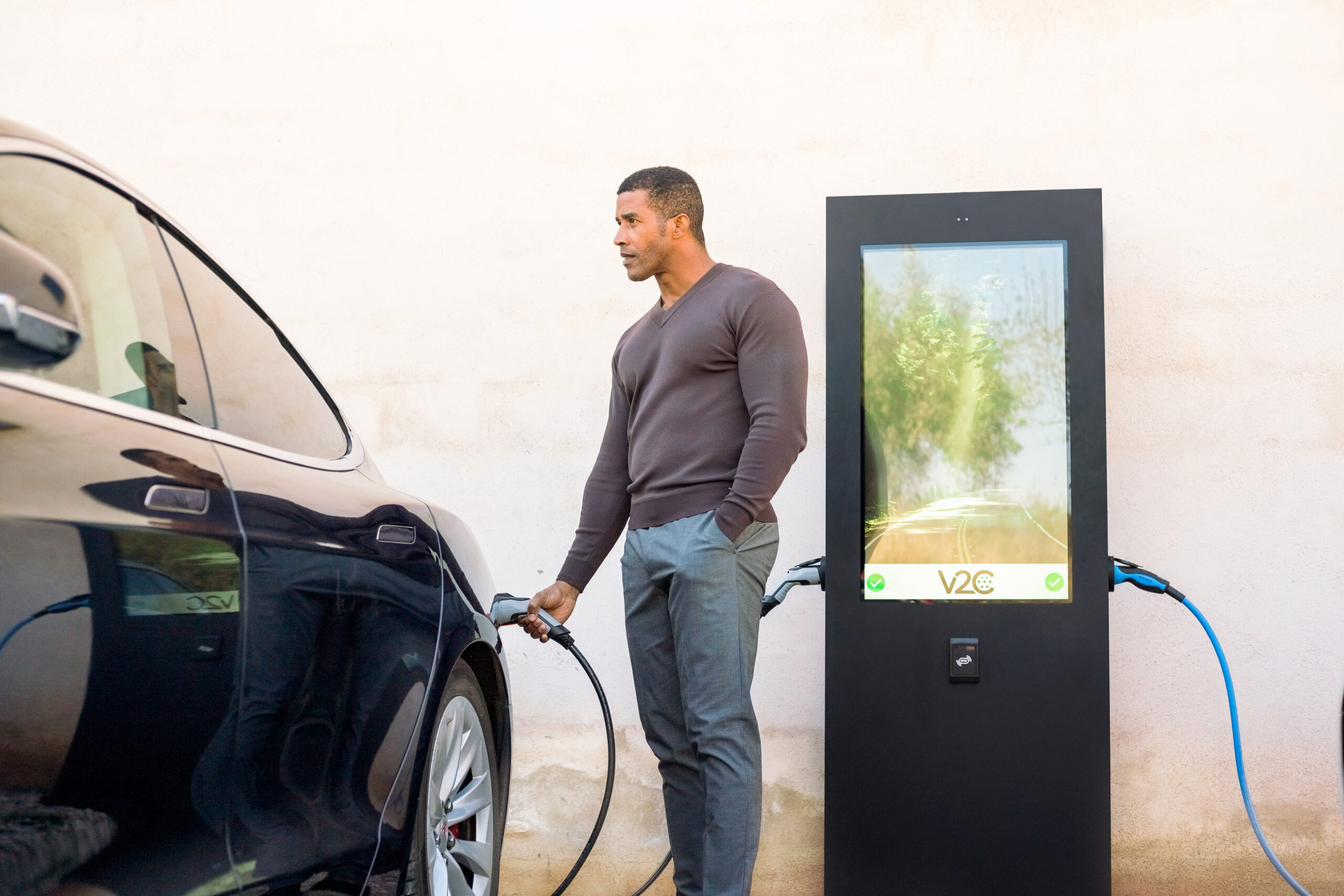 SCREEN-ecogreenmobility-e-charger tesla